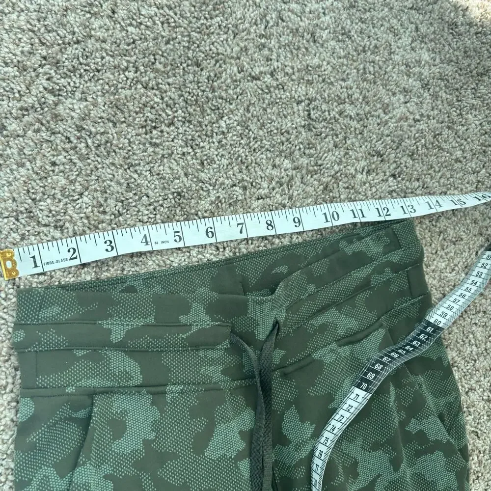 Lululemon‎ Ready To High-Rise Jogger Sz 4 Camo Athleisure Workout